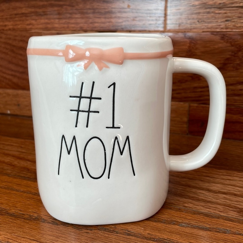 Brand New # 1 MOM COFFEE MUG
